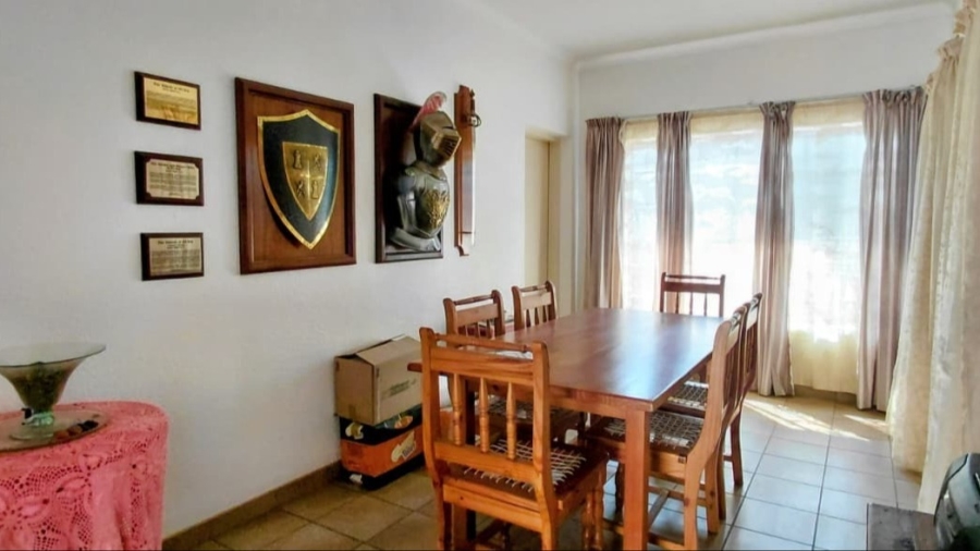 3 Bedroom Property for Sale in Safari Gardens North West